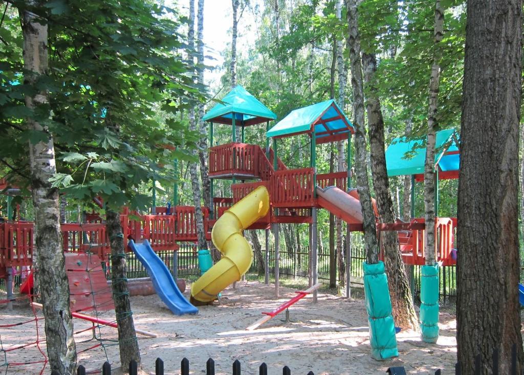 Resort Piaseczno Rozpłucie Dış mekan fotoğraf