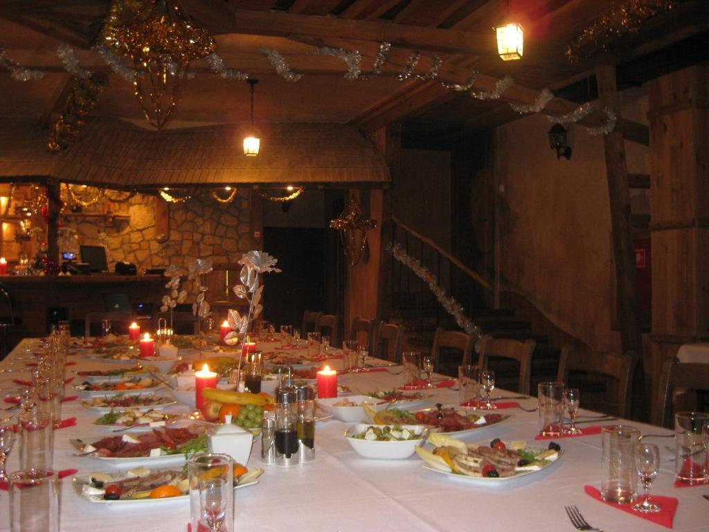 Resort Piaseczno Rozpłucie Dış mekan fotoğraf